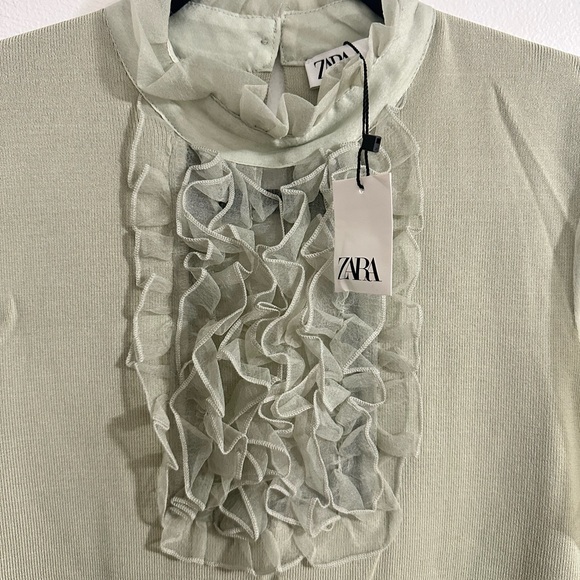 Zara Light Green Ruffle Mini Dress - Picture 2 of 9